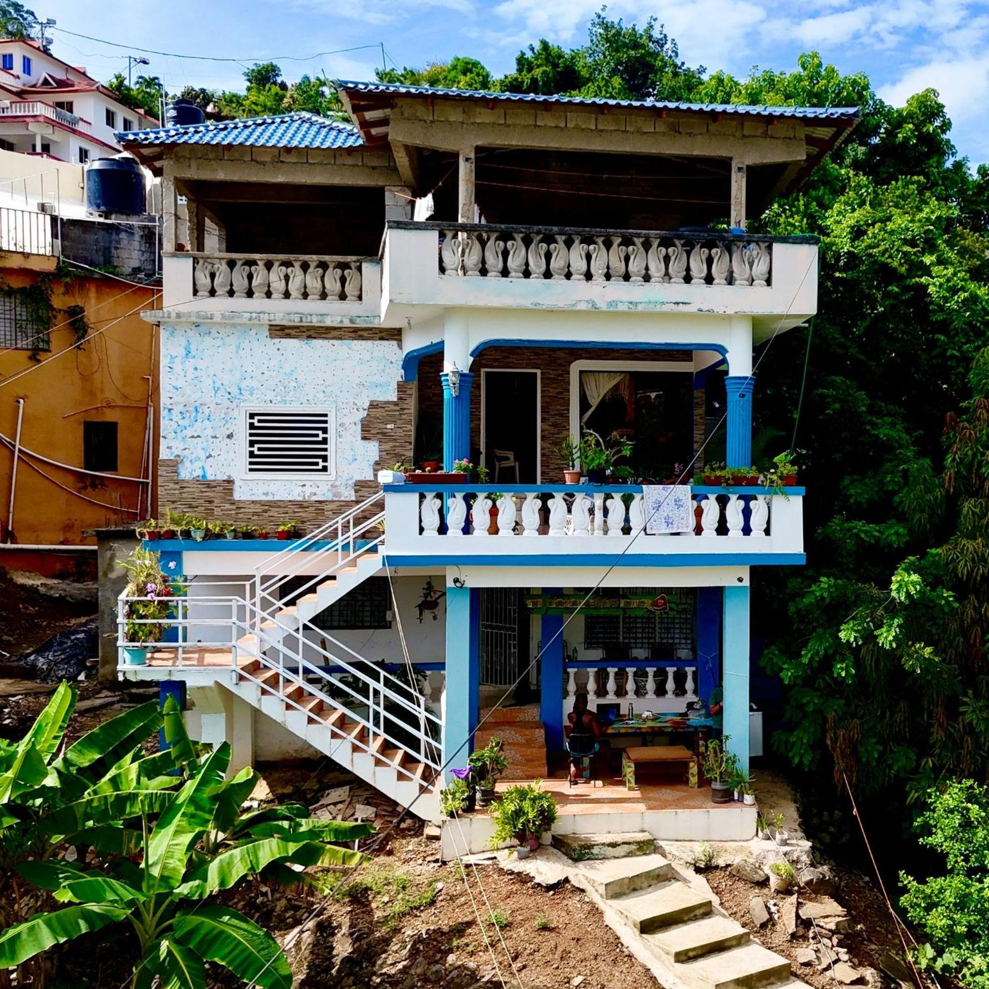 Hostel Watermelon House Samana Ngoại thất bức ảnh