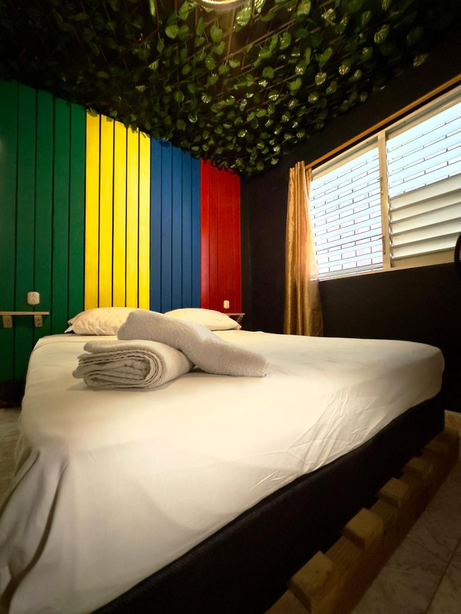 Hostel Watermelon House Samana Ngoại thất bức ảnh
